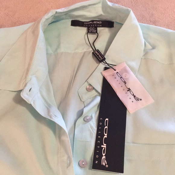 New with tags light mint top - Picture 2 of 3